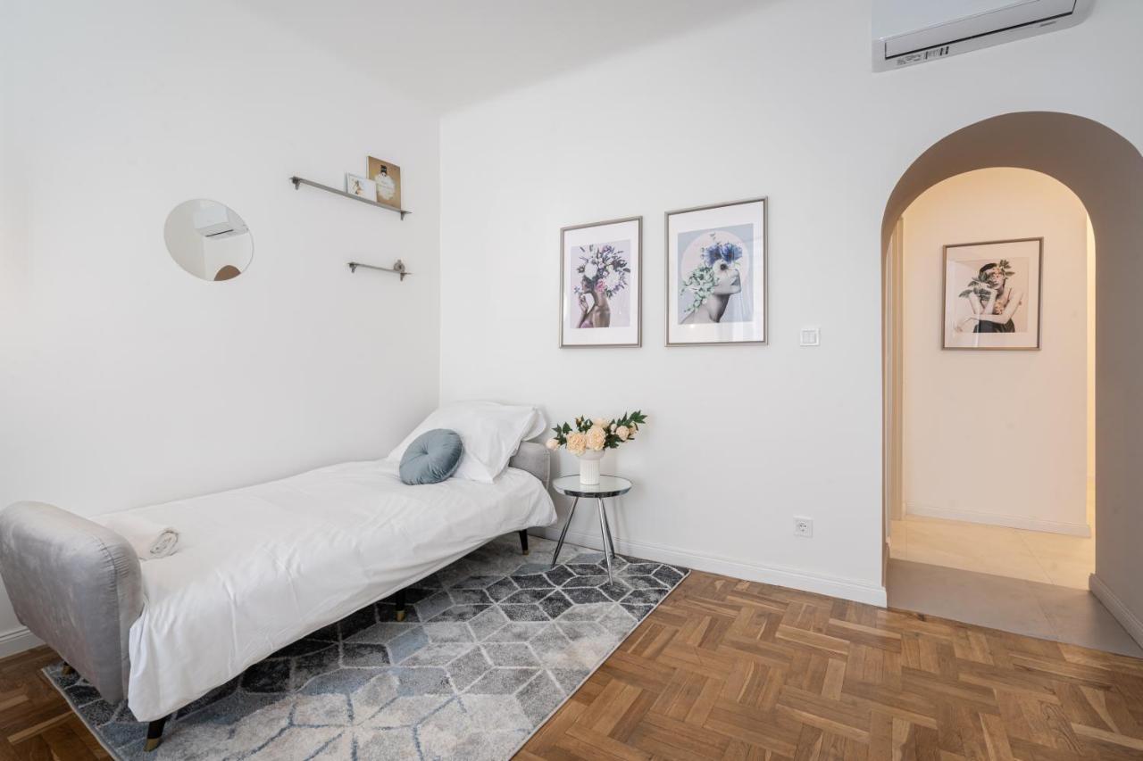 D71 - Central Cozy Suite, Best Location By Bqa Budapest Exterior foto