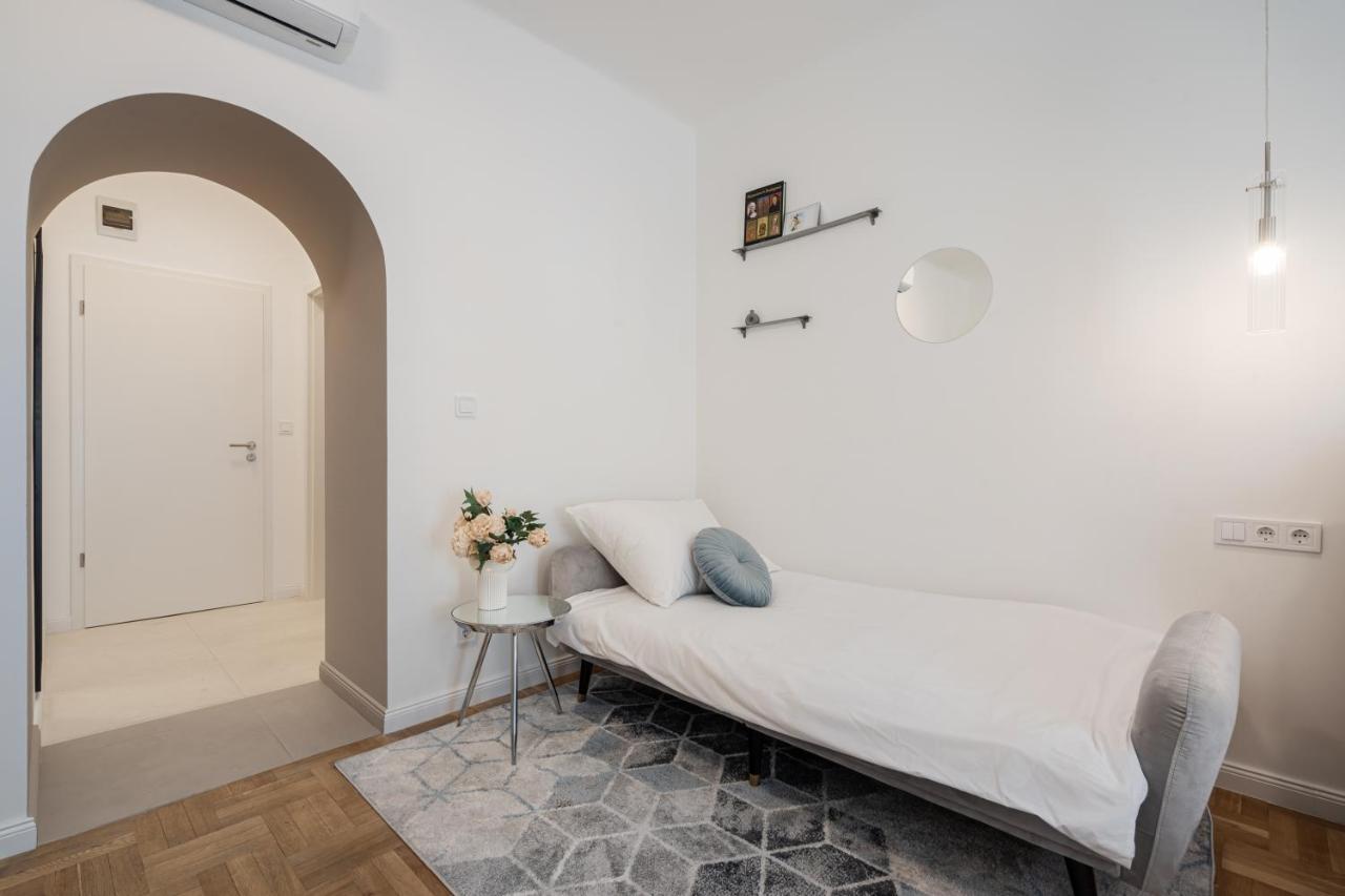 D71 - Central Cozy Suite, Best Location By Bqa Budapest Exterior foto